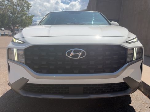 Used 2023 Hyundai Santa Fe SE w/ Cargo Package AWD/4WD image 9
