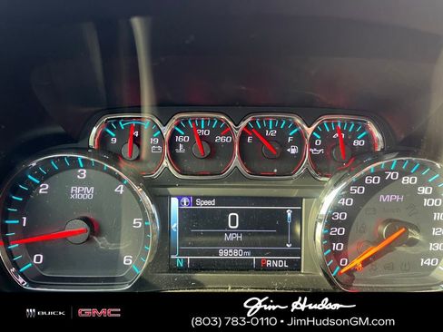 Used 2019 Chevrolet Tahoe LT image 9