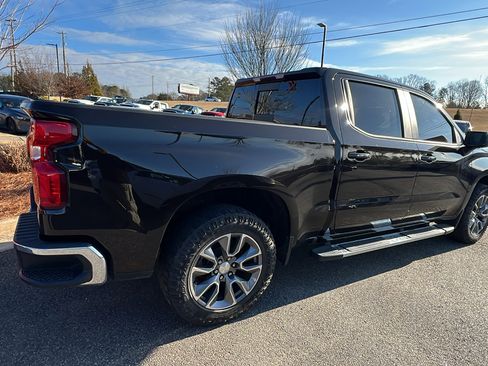 Used 2019 Chevrolet Silverado 1500 LT w/ All-Star Edition image 8