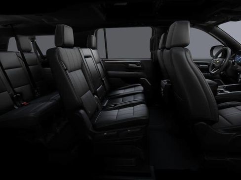 New 2025 Chevrolet Suburban High Country w/ Sun And Tow Package AWD/4WD image 10