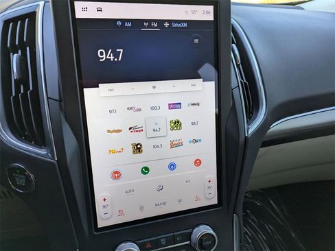 Used 2022 Ford Edge Titanium w/ Equipment Group 301A image 22