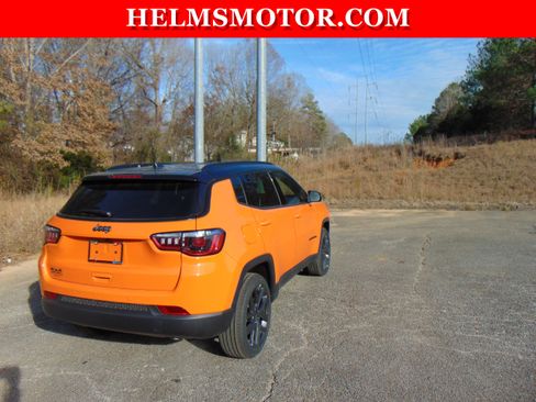 New 2026 Jeep Compass Latitude image 16
