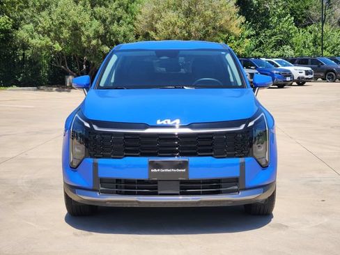 Certified 2026 Kia Sportage EX FWD image 2