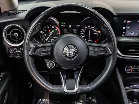 Used 2021 Alfa Romeo Stelvio Sprint w/ Nero Edizione image 22