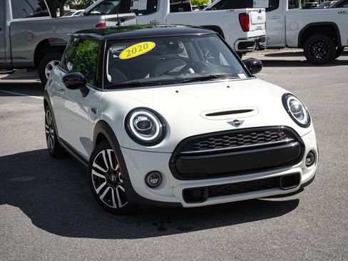 Used 2020 MINI Cooper S FWD image 2