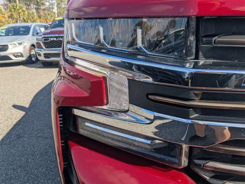 Used 2021 Chevrolet Silverado 1500 High Country w/ Technology Package image 10