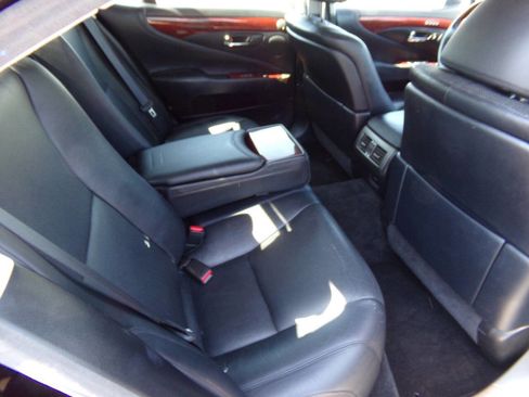 Used 2010 Lexus LS 460 Base AWD 4dr Sedan image 44