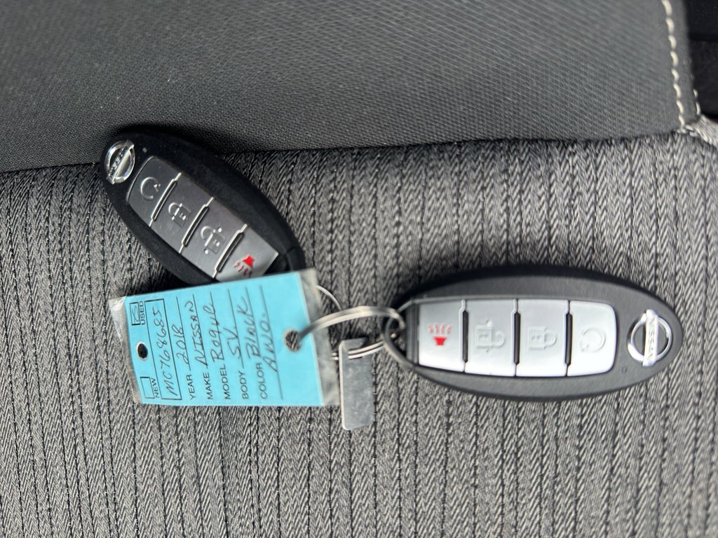 Used 2021 Nissan Rogue SV AWD/4WD image 29