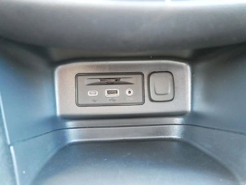 Used 2023 Chevrolet Equinox RS w/ RS Leather Package AWD/4WD image 18