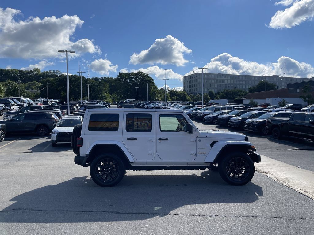 Certified 2024 Jeep Wrangler Unlimited Sahara AWD/4WD image 7