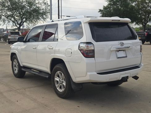 Used 2016 Toyota 4Runner SR5 Premium image 5