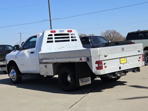 Used 2022 RAM 3500 Tradesman image 6