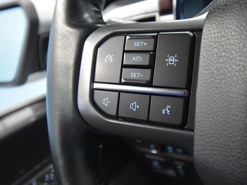 Used 2021 Ford F150 Lariat AWD/4WD image 13