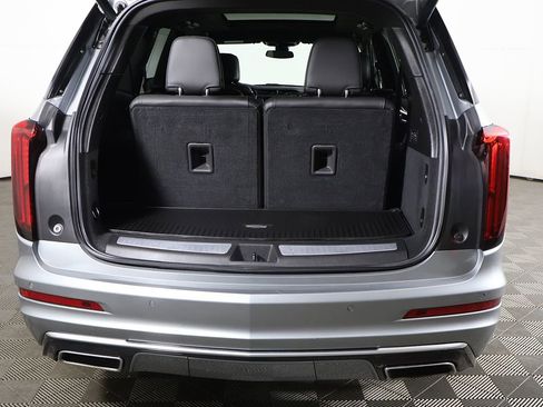 Used 2024 Cadillac XT6 Premium Luxury w/ LPO, Floor Liner Package AWD/4WD image 18