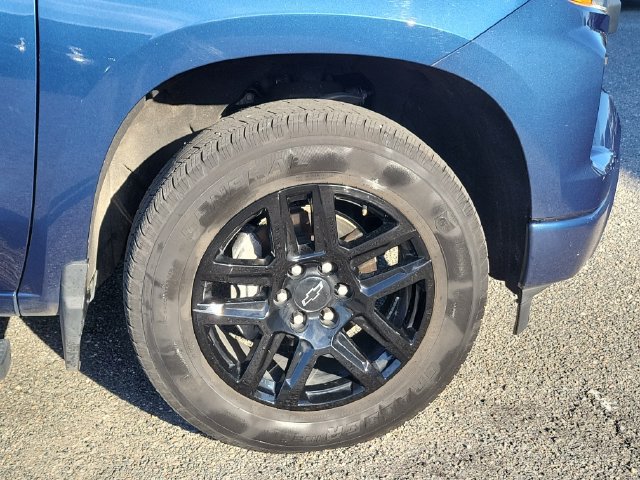 Certified 2022 Chevrolet Silverado 1500 Custom w/ LPO, Dark Essentials Package RWD image 6
