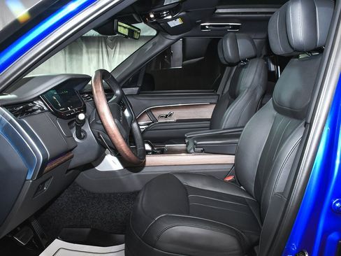 Used 2024 Land Rover Range Rover Autobiography image 54