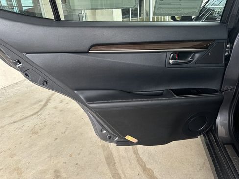 Used 2016 Lexus ES 350 image 28