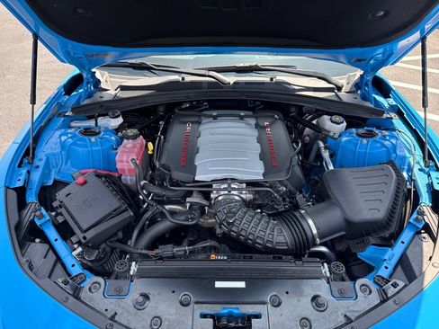Used 2022 Chevrolet Camaro LT w/ Technology Package RWD image 25