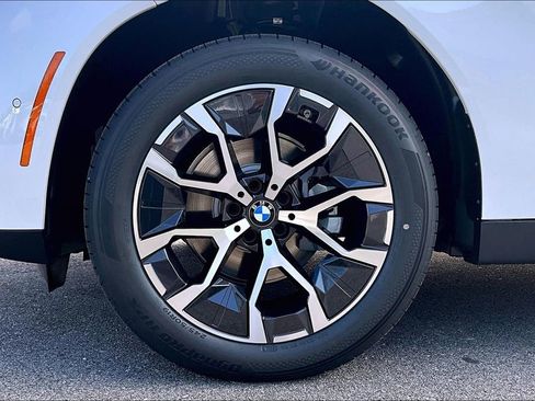 New 2026 BMW X3 xDrive30 w/ Premium Package image 10