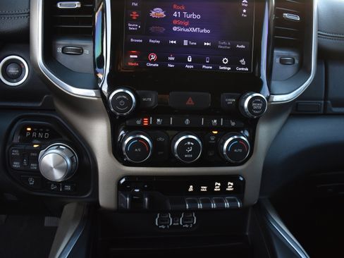 Used 2020 RAM 1500 Laramie image 21