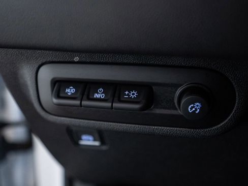 Used 2023 GMC Terrain Denali w/ Denali Premium Package image 26