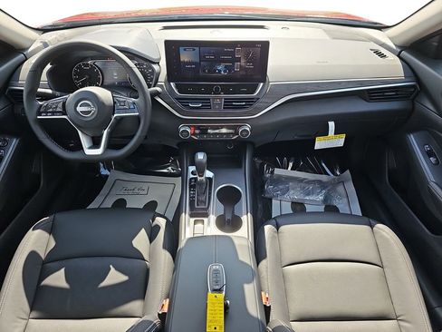 New 2026 Nissan Altima 2.5 SV w/ SV Premium Package FWD image 12