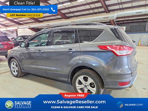 Used 2015 Ford Escape SE w/ Equipment Group 201A AWD/4WD image 3