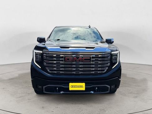 Used 2023 GMC Sierra 1500 Denali w/ Denali Reserve Package AWD/4WD image 8