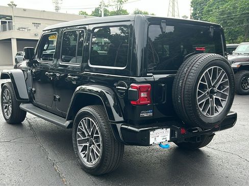 Certified 2023 Jeep Wrangler Unlimited Sahara AWD/4WD image 7