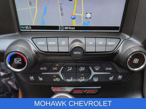 Used 2018 Chevrolet Corvette Z06 RWD image 19