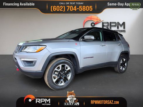 Used 2018 Jeep Compass Trailhawk AWD/4WD image 3