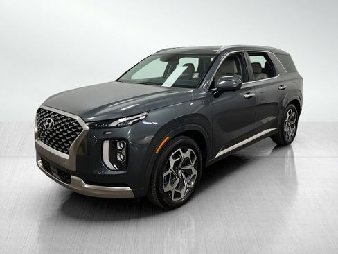 Used 2022 Hyundai Palisade Calligraphy w/ Cargo Package image 2