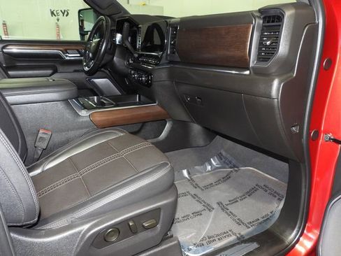 Used 2024 Chevrolet Silverado 2500 High Country w/ High Country Premium Package AWD/4WD image 53