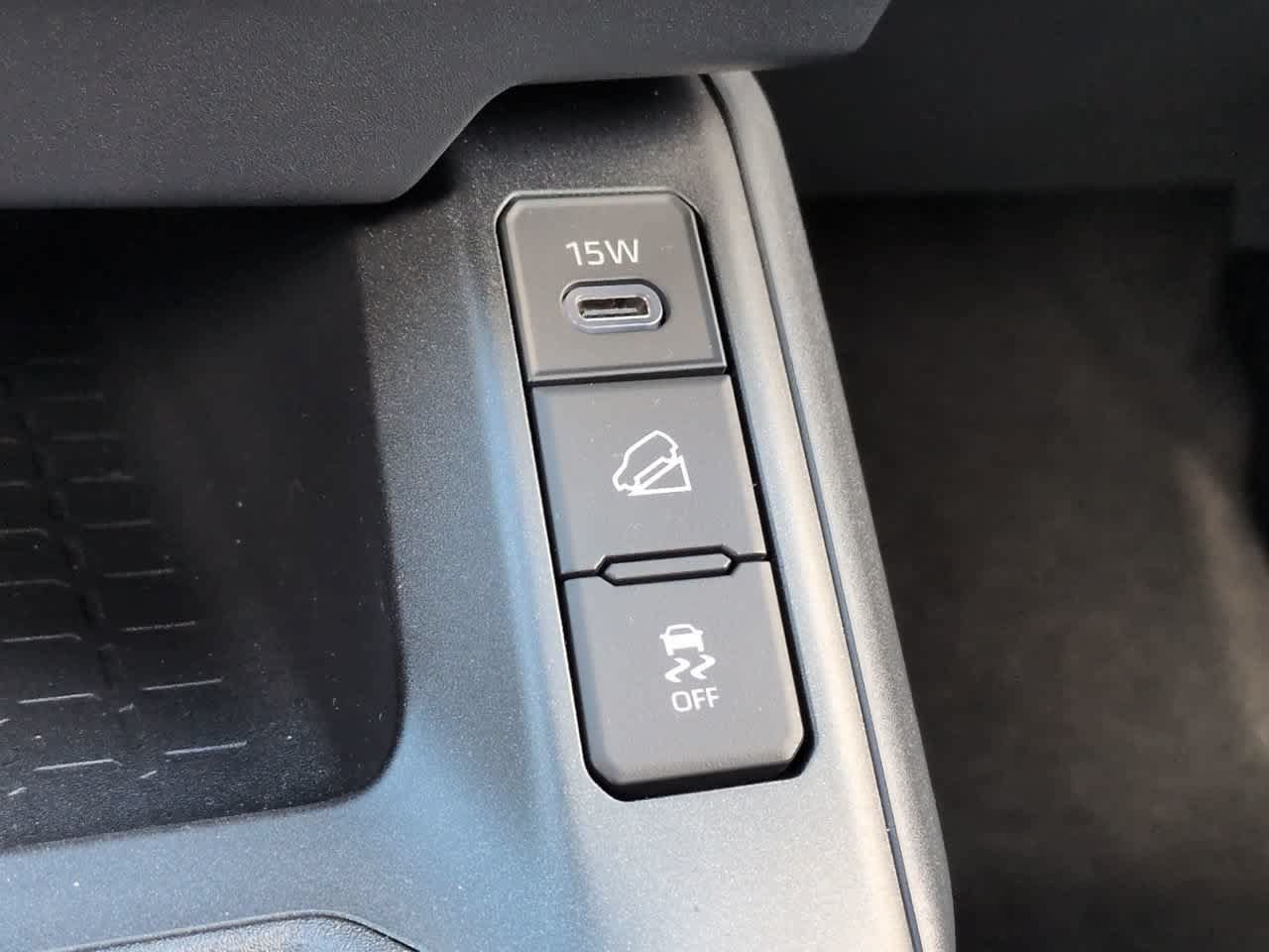 Used 2026 Toyota RAV4 SE w/ Convenience Package AWD/4WD image 20
