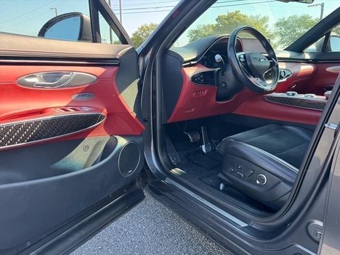 Used 2022 Genesis GV70 3.5T Sport w/ Sport Prestige Package AWD/4WD image 13
