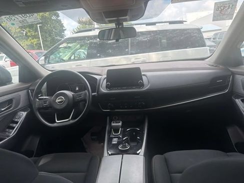 Used 2023 Nissan Rogue S AWD/4WD image 14