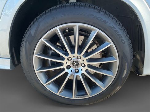 Used 2024 Mercedes-Benz GLE 450 4MATIC image 15