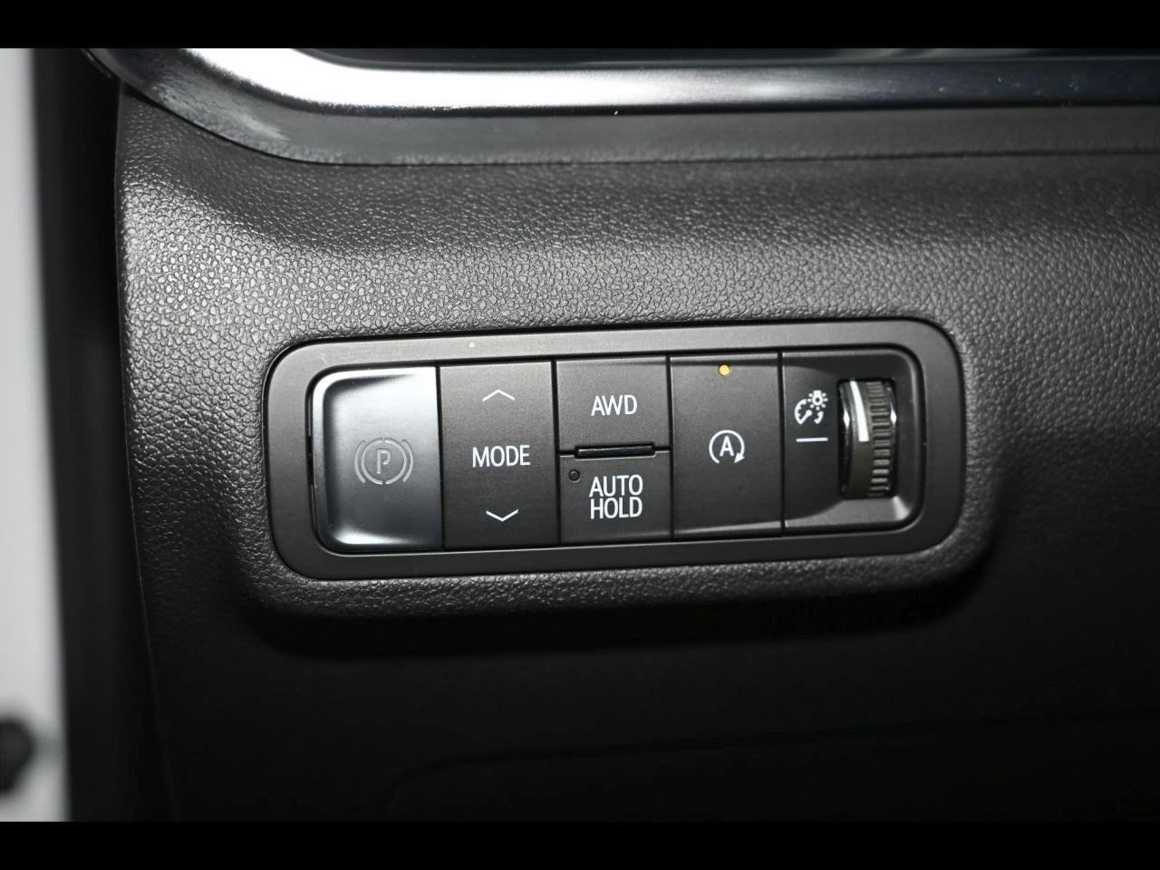 Used 2025 GMC Terrain Elevation w/ Elevation Premium Package AWD/4WD image 26