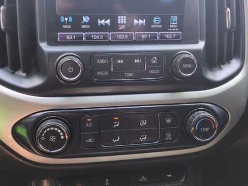 Used 2018 Chevrolet Colorado LT w/ Redline Special Edition RWD image 21