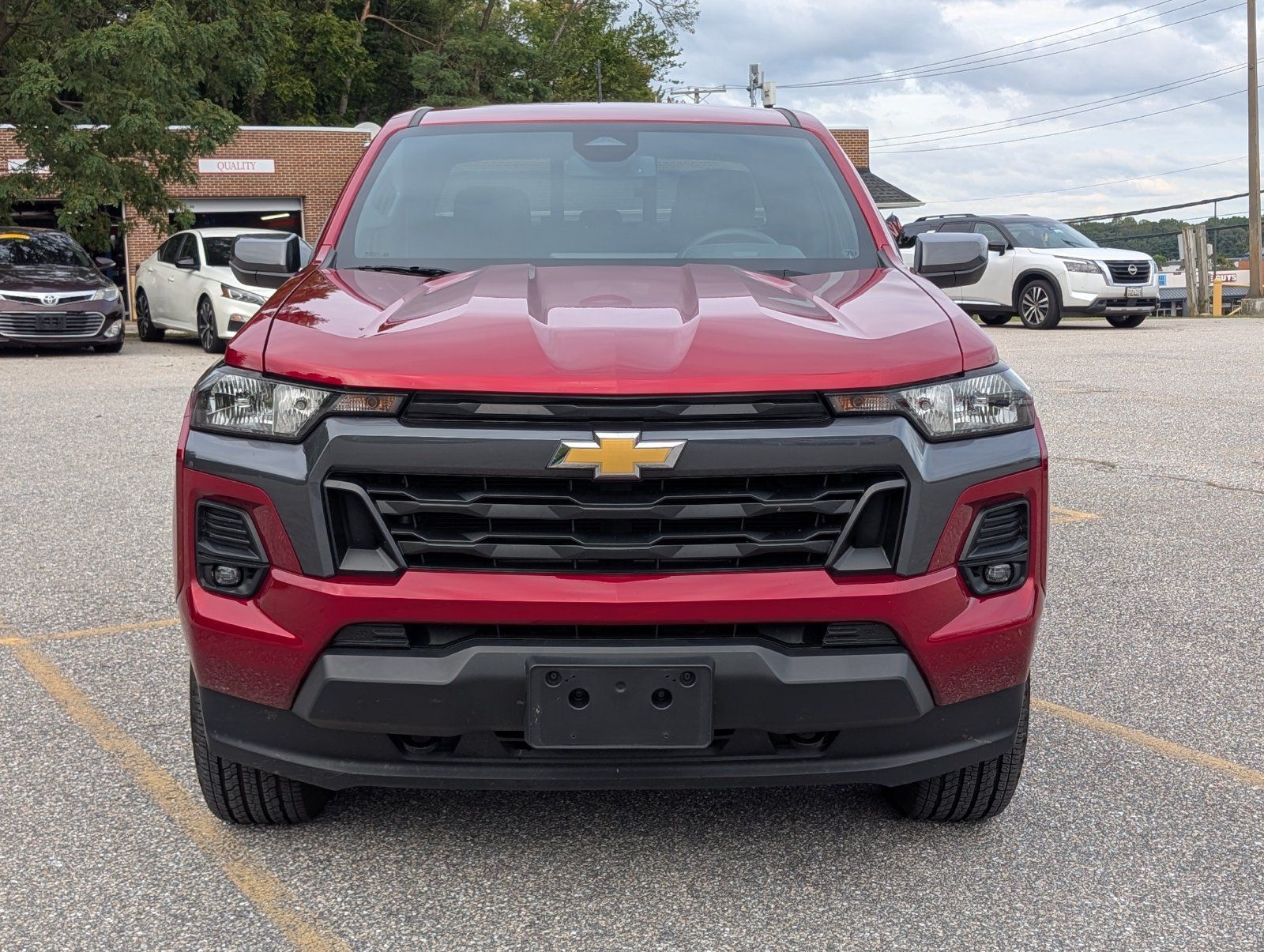 Used 2024 Chevrolet Colorado LT w/ LT Convenience Package II AWD/4WD image 8
