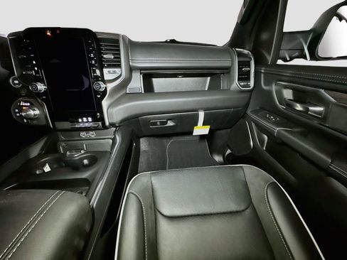New 2026 RAM 1500 Laramie w/ Night Edition AWD/4WD image 28