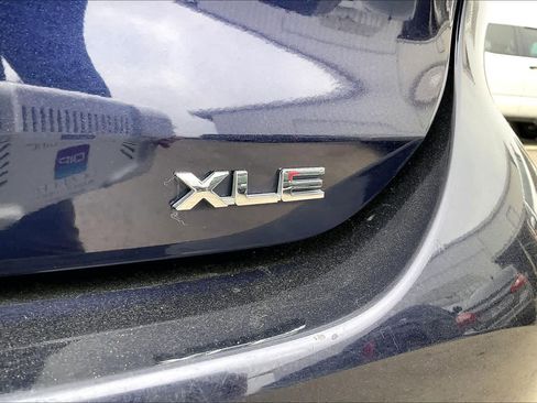 Used 2023 Toyota Highlander XLE FWD image 10
