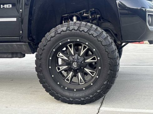 Used 2015 GMC Sierra 2500 Denali w/ Duramax Plus Package image 9