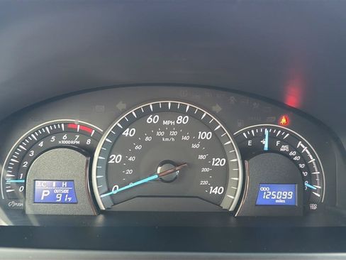 Used 2015 Toyota Camry LE FWD image 24