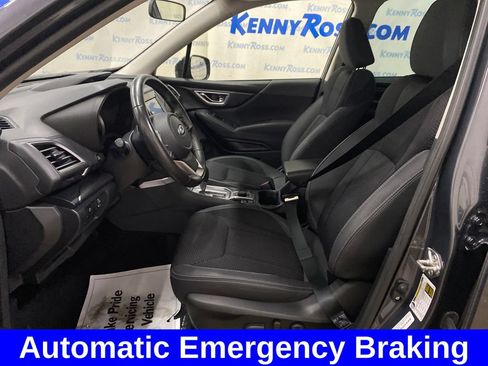 Used 2023 Subaru Forester Premium AWD/4WD image 9