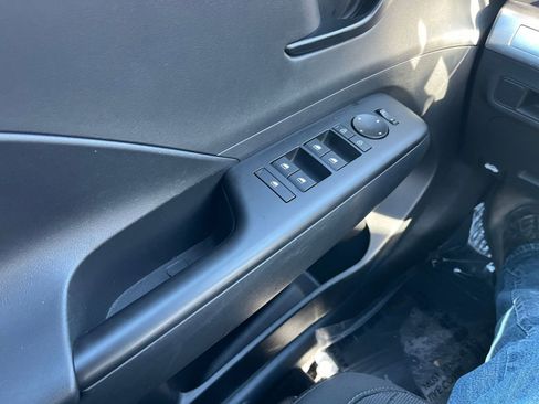 Used 2025 Hyundai Kona SEL image 20