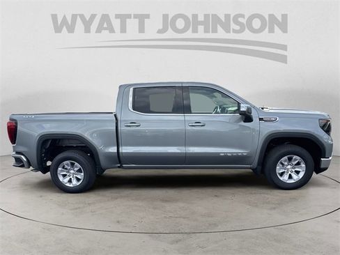 New 2026 GMC Sierra 1500 SLE image 6