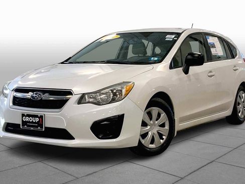 Used 2012 Subaru Impreza 2.0i image 2