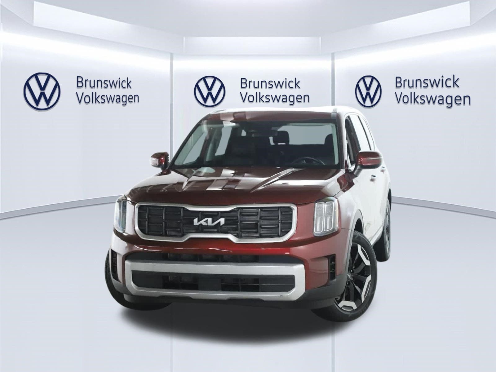 Used 2024 Kia Telluride S w/ S Sunroof Package FWD image 3