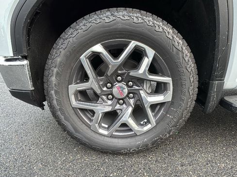 New 2026 GMC Sierra 1500 SLT w/ SLT Premium Plus Package image 10